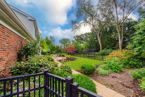 Tiny photo for 1931 Farm Road, Lake Forest, IL 60045 (MLS # 12747239)