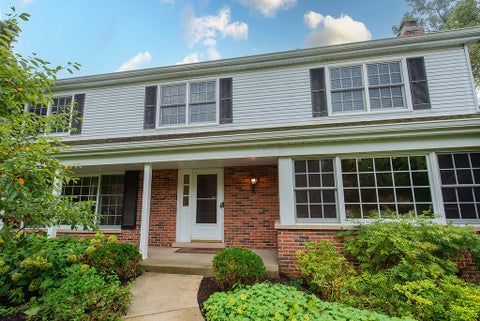 Tiny photo for 1931 Farm Road, Lake Forest, IL 60045 (MLS # 12747239)