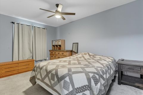 Tiny photo for 830 Russell Avenue, Winthrop Harbor, IL 60096 (MLS # 12475121)