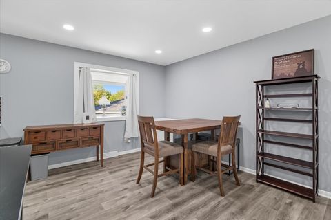 Tiny photo for 830 Russell Avenue, Winthrop Harbor, IL 60096 (MLS # 12475121)