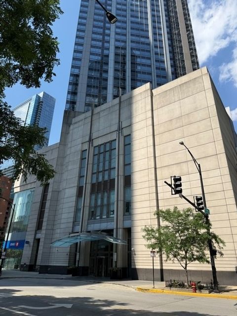 Photo of 512 N McClurg Court #3502, Chicago, IL 60611 (MLS # 12412058)