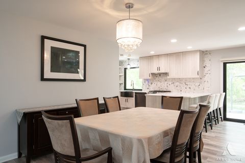 Tiny photo for 2 DOGWOOD Road, Rolling Meadows, IL 60008 (MLS # 12647516)