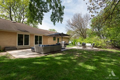 Tiny photo for 2 DOGWOOD Road, Rolling Meadows, IL 60008 (MLS # 12647516)