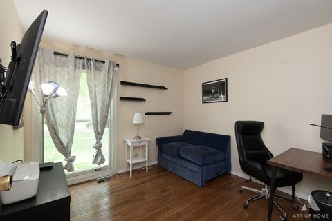 Tiny photo for 2 DOGWOOD Road, Rolling Meadows, IL 60008 (MLS # 12647516)