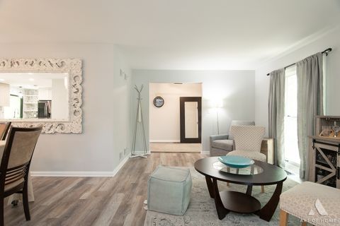 Tiny photo for 2 DOGWOOD Road, Rolling Meadows, IL 60008 (MLS # 12647516)