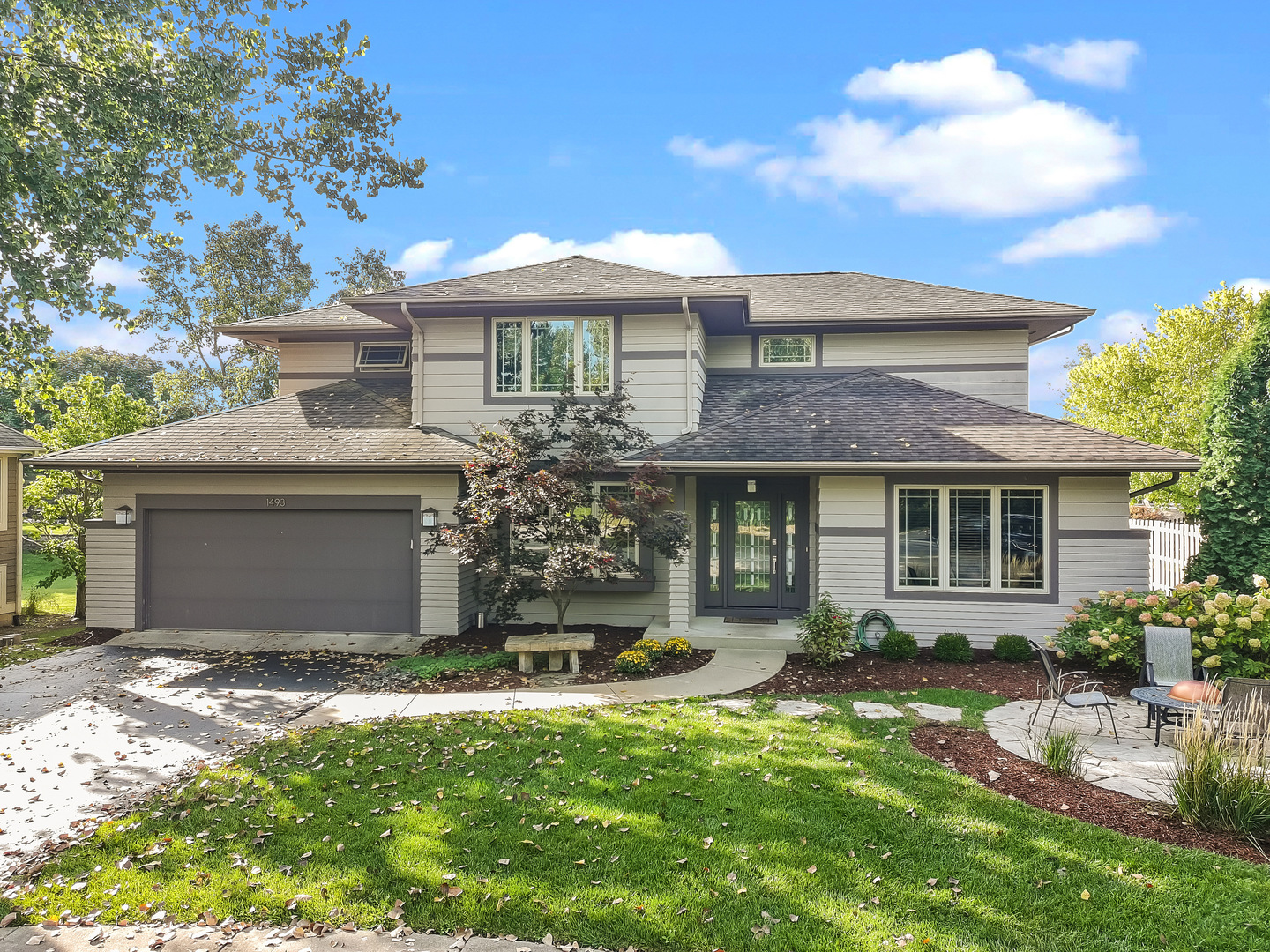 1493 W Autumn Road