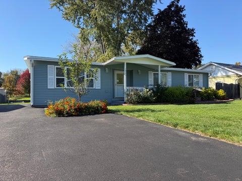 Tiny photo for 614 Livingston Street, McHenry, IL 60050 (MLS # 12734766)