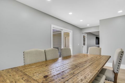 Tiny photo for 3426 Country Club Avenue, Gurnee, IL 60031 (MLS # 12455774)
