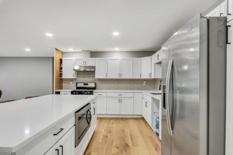 Tiny photo for 3426 Country Club Avenue, Gurnee, IL 60031 (MLS # 12455774)