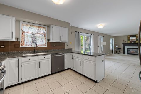 Tiny photo for 75 Hampton Street, Cary, IL 60013 (MLS # 12633529)
