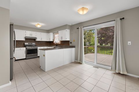 Tiny photo for 75 Hampton Street, Cary, IL 60013 (MLS # 12633529)