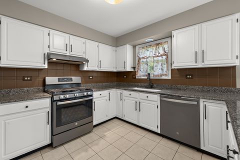 Tiny photo for 75 Hampton Street, Cary, IL 60013 (MLS # 12633529)