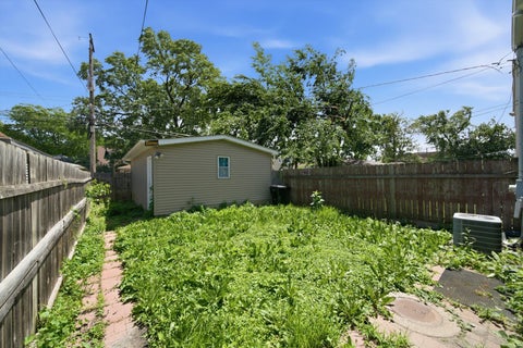 Tiny photo for 8611 S Aberdeen Street, Chicago, IL 60620 (MLS # 12679227)