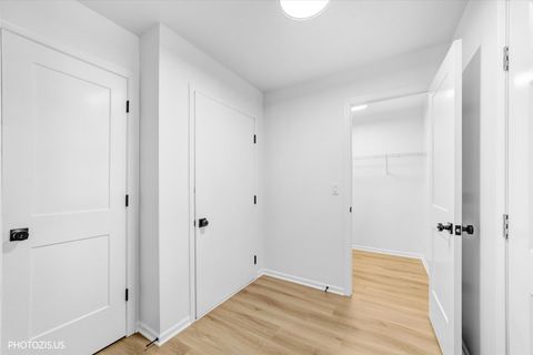 Tiny photo for 102 River Bluff Court, Carpentersville, IL 60110 (MLS # 12624528)