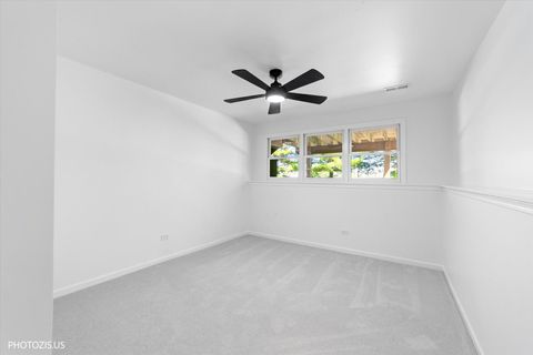 Tiny photo for 102 River Bluff Court, Carpentersville, IL 60110 (MLS # 12624528)
