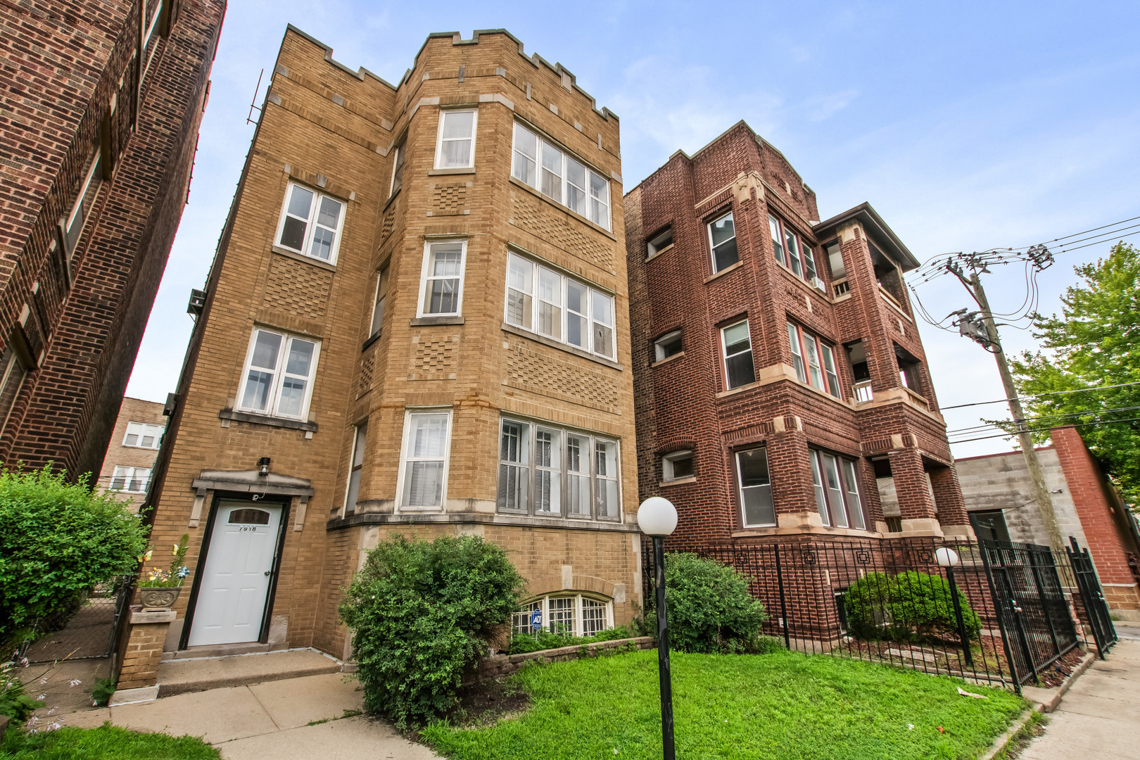 Photo 1 of 29 — 7918 S Champlain Avenue, Chicago, IL 60619