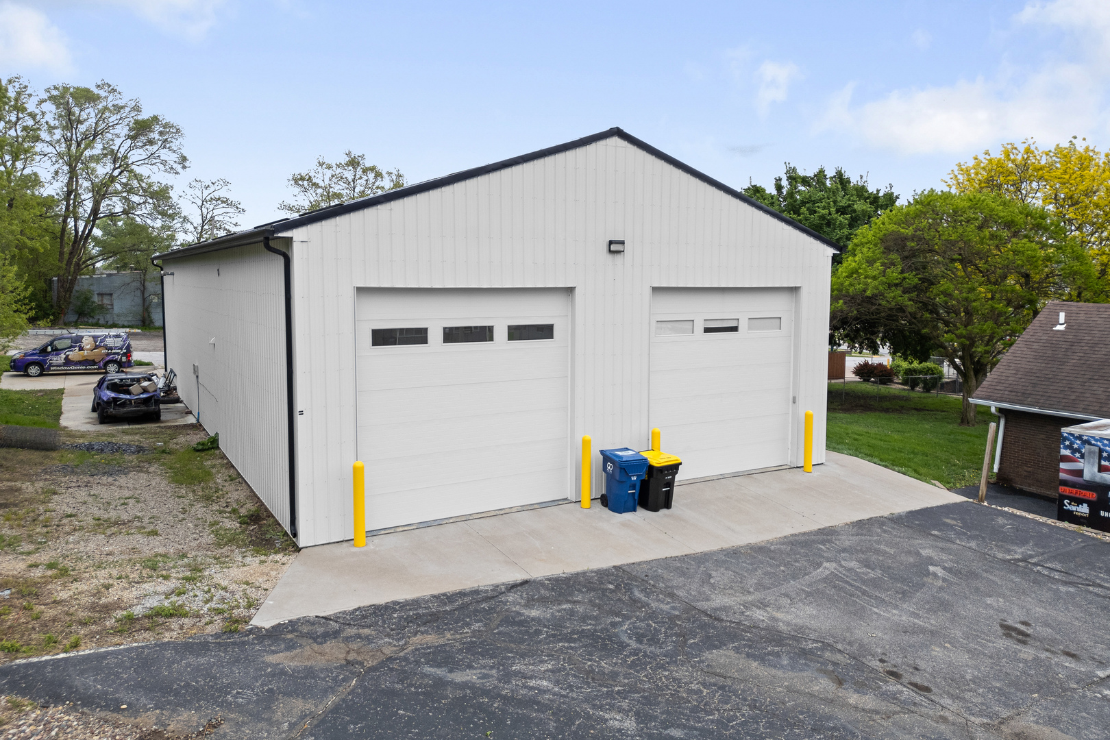 425 and 428 1/2 28th Street