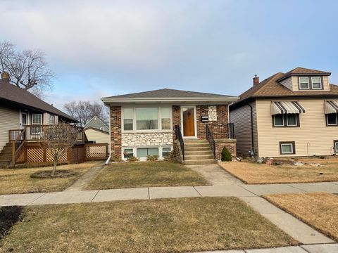 Photo of 4043 N Wagner Avenue, Schiller Park, IL 60176 (MLS # 12585193)
