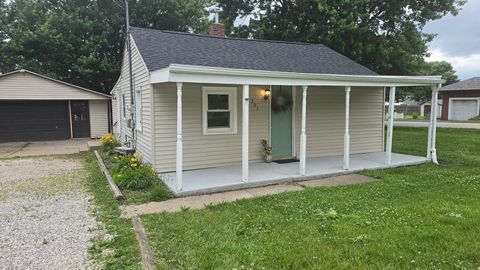 Photo of 201 4th Street, Colona, IL 61241 (MLS # 12674727)
