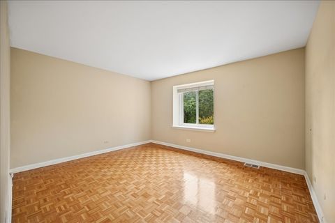 Tiny photo for 1918 Wilmette Avenue #B, Wilmette, IL 60091 (MLS # 12504473)