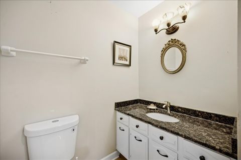 Tiny photo for 1918 Wilmette Avenue #B, Wilmette, IL 60091 (MLS # 12504473)