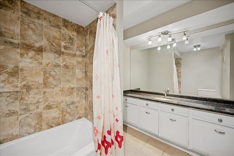 Tiny photo for 1918 Wilmette Avenue #B, Wilmette, IL 60091 (MLS # 12504473)