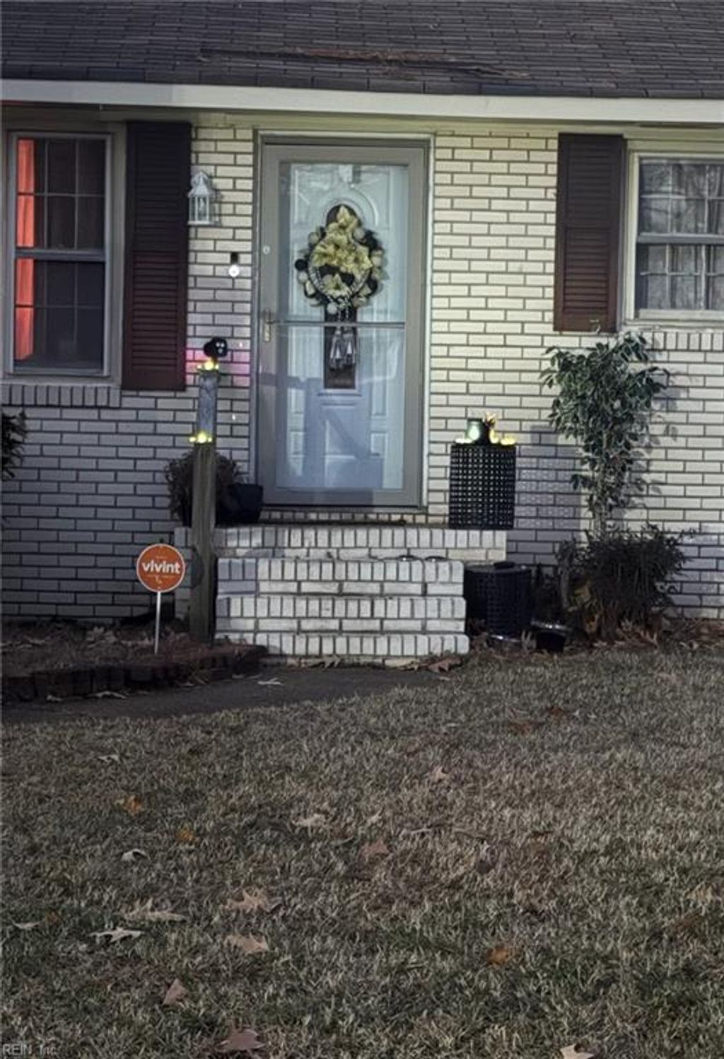 Photo of 3812 Magnolia Drive, Portsmouth, VA 23703 (MLS # 10614225)