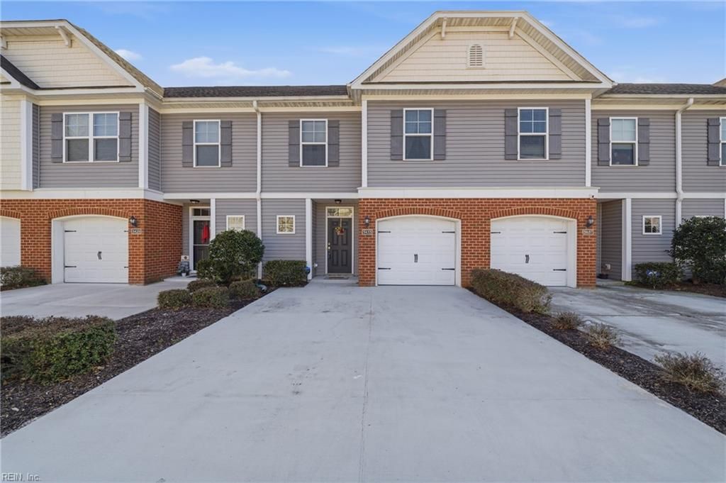 Photo of 5433 Legacy Way, Virginia Beach, VA 23462 (MLS # 10623805)
