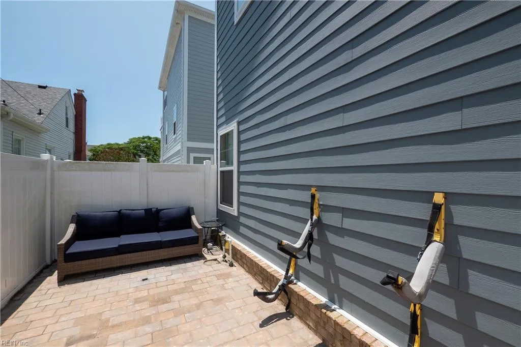 Virginia Beach, Virginia 23451, United States, 3 Bedrooms Bedrooms, ,3 BathroomsBathrooms,Residential,Active,145607