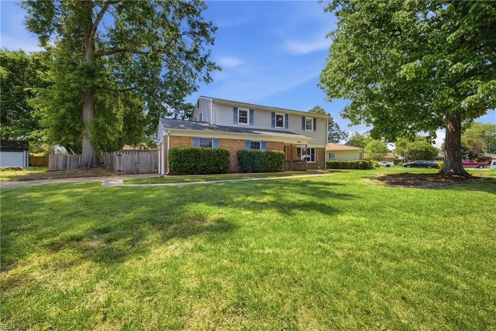 Photo of 3861 Old Colony Circle, Virginia Beach, VA 23452 (MLS # 10633204)