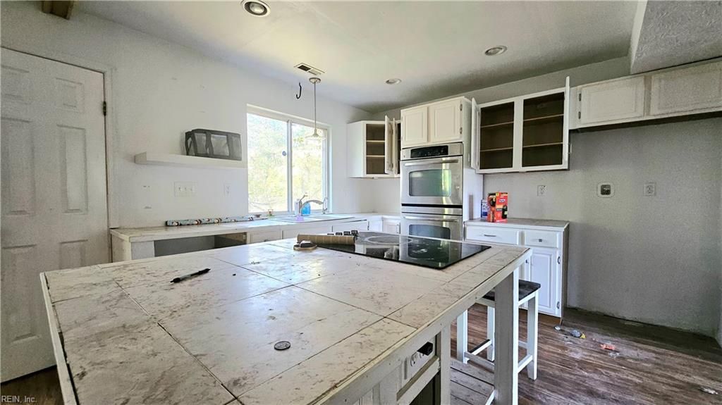 Photo of 145 Alaric Drive, Hampton, VA 23664 (MLS # 10627538)