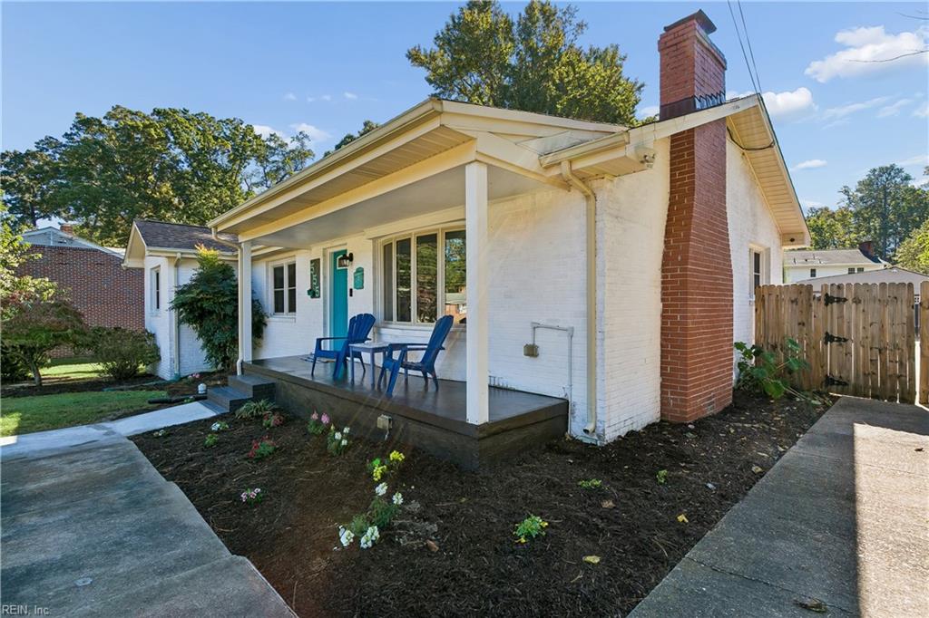 Photo of 555 Blount Point Road, Newport News, VA 23606 (MLS # 10659657)