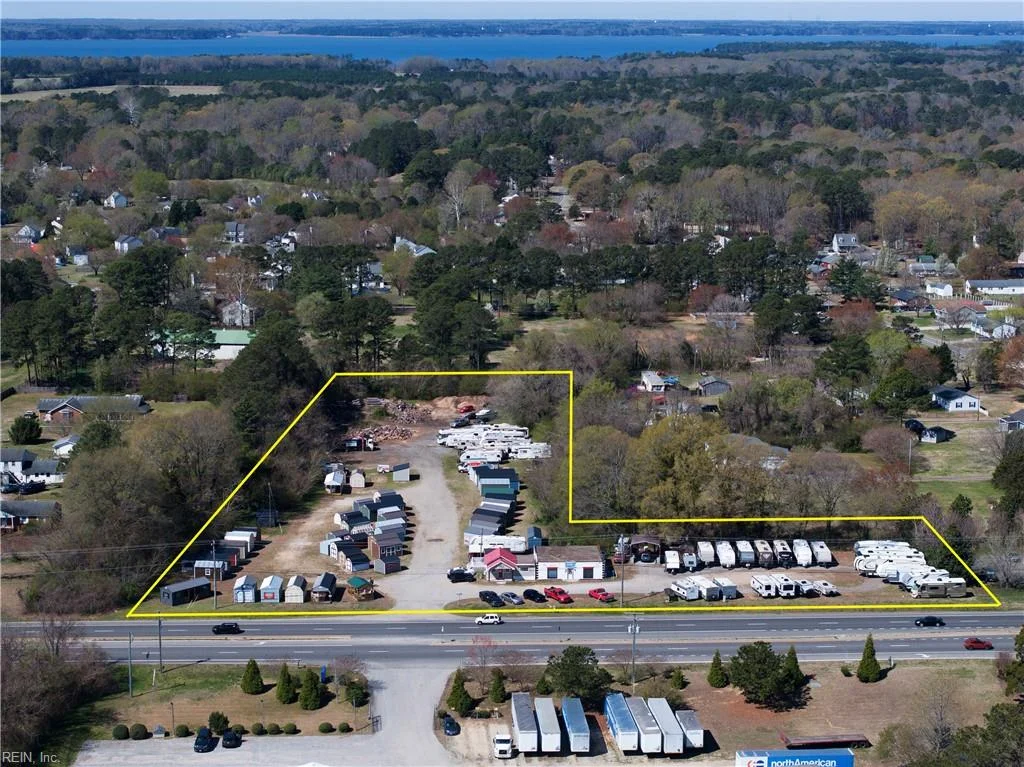 3736 George Washington Memorial Highway, Gloucester Point, VA, 23062