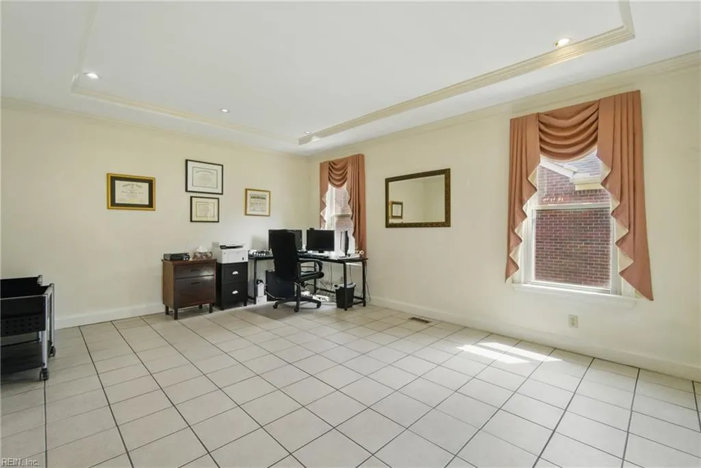 Chesapeake, Virginia 23321, United States, 4 Bedrooms Bedrooms, ,4 BathroomsBathrooms,Residential,Pending,118139