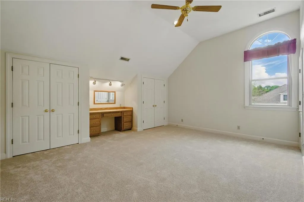 Chesapeake, Virginia 23321, United States, 4 Bedrooms Bedrooms, ,4 BathroomsBathrooms,Residential,Pending,118139