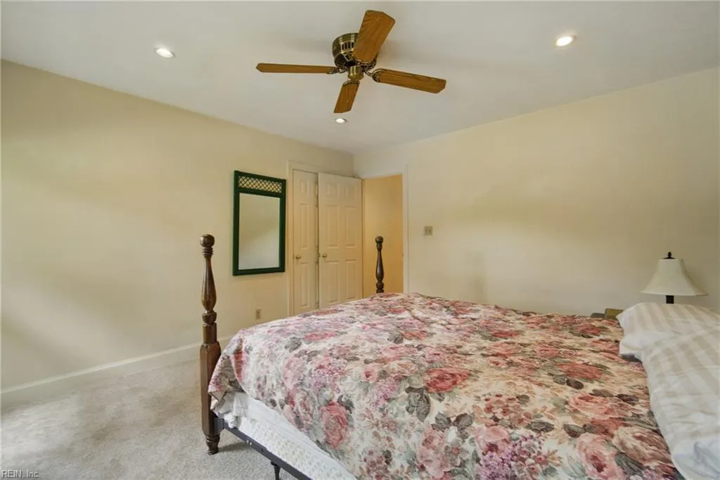 Chesapeake, Virginia 23321, United States, 4 Bedrooms Bedrooms, ,4 BathroomsBathrooms,Residential,Pending,118139