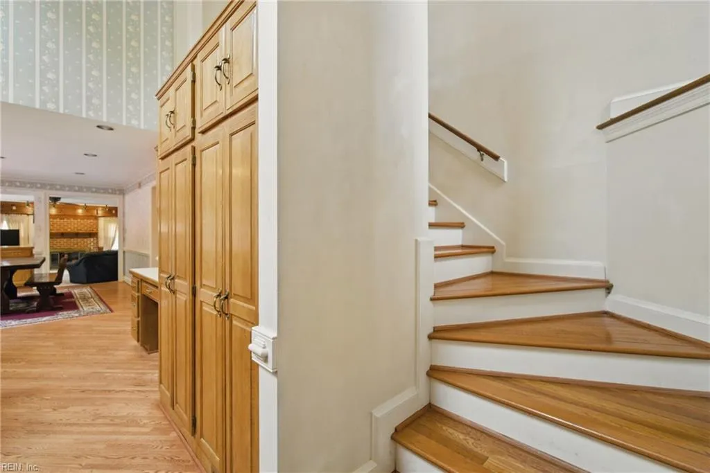 Chesapeake, Virginia 23321, United States, 4 Bedrooms Bedrooms, ,4 BathroomsBathrooms,Residential,Pending,118139