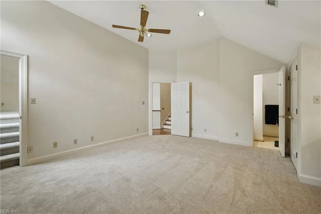 Chesapeake, Virginia 23321, United States, 4 Bedrooms Bedrooms, ,4 BathroomsBathrooms,Residential,Pending,118139