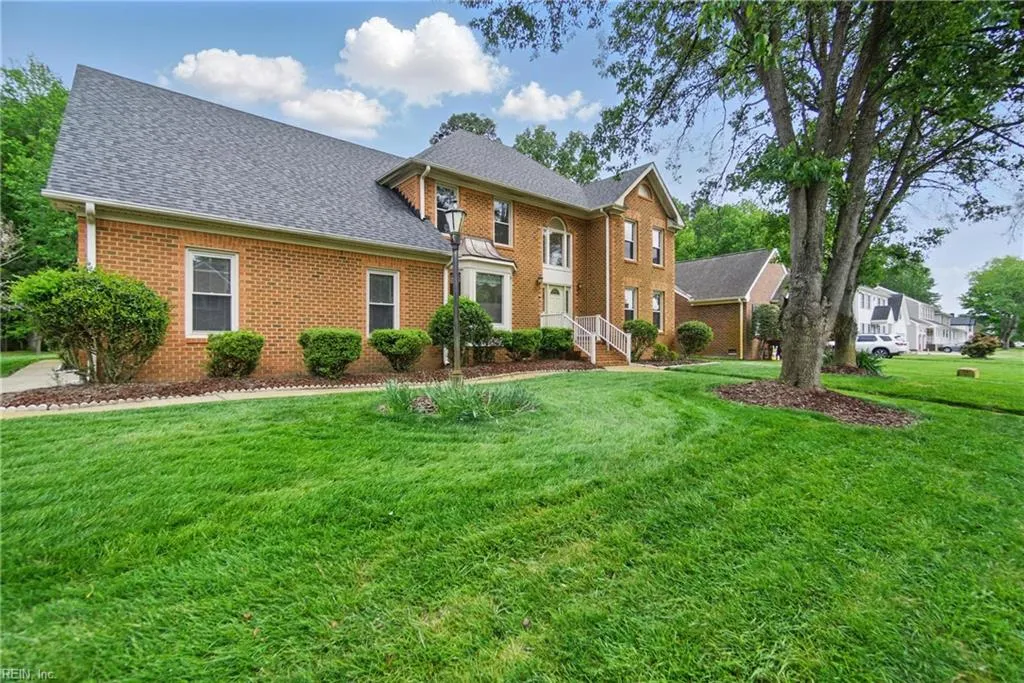 Chesapeake, Virginia 23321, United States, 4 Bedrooms Bedrooms, ,4 BathroomsBathrooms,Residential,Pending,118139