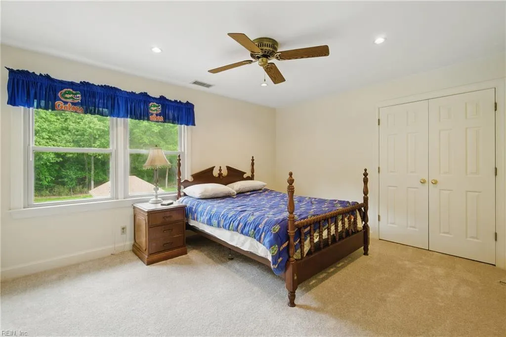 Chesapeake, Virginia 23321, United States, 4 Bedrooms Bedrooms, ,4 BathroomsBathrooms,Residential,Pending,118139