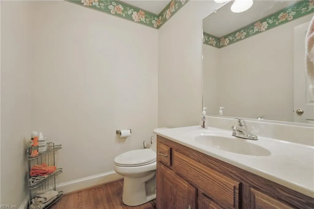 Chesapeake, Virginia 23321, United States, 4 Bedrooms Bedrooms, ,4 BathroomsBathrooms,Residential,Pending,118139