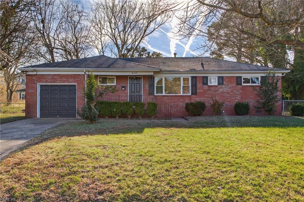 Photo of 6305 Knob Hill Drive, Virginia Beach, VA 23464 (MLS # 10614084)