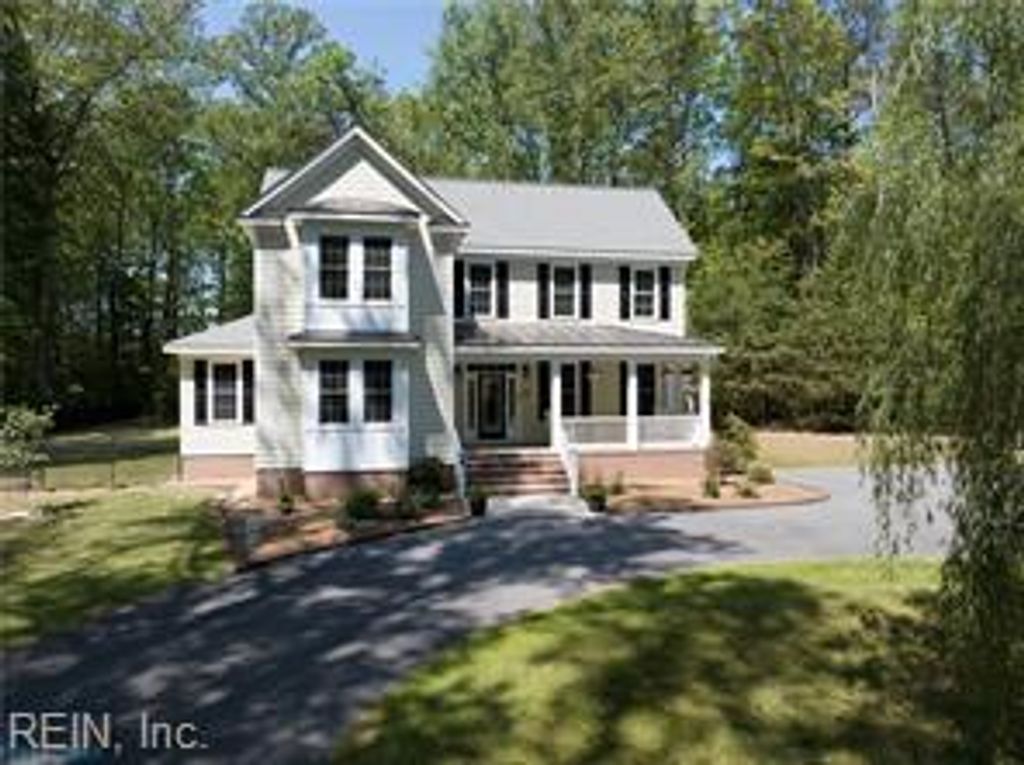 Photo of 7563 South Shore Drive, Gloucester, VA 23061 (MLS # 10631941)