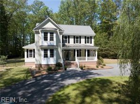 Photo of 7563 South Shore Drive, Gloucester, VA 23061 (MLS # 10631941)