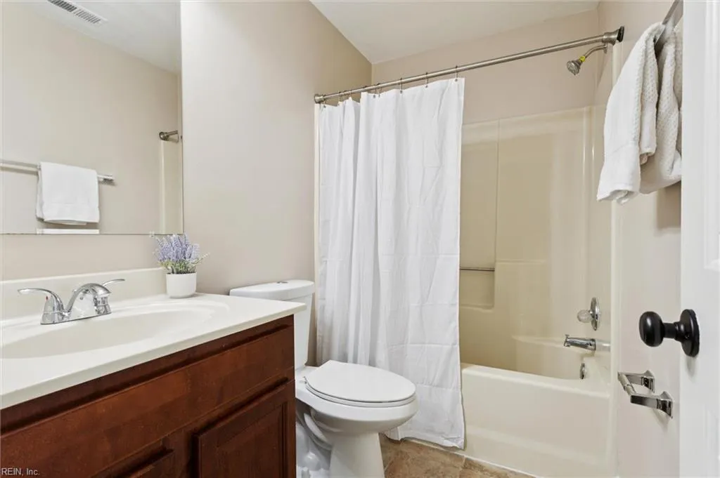 Virginia Beach, Virginia 23464, United States, 3 Bedrooms Bedrooms, ,3 BathroomsBathrooms,Residential,Pending,149797