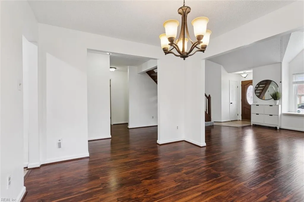 Virginia Beach, Virginia 23464, United States, 3 Bedrooms Bedrooms, ,3 BathroomsBathrooms,Residential,Pending,149797