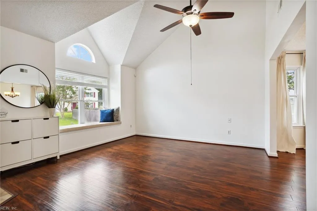 Virginia Beach, Virginia 23464, United States, 3 Bedrooms Bedrooms, ,3 BathroomsBathrooms,Residential,Pending,149797