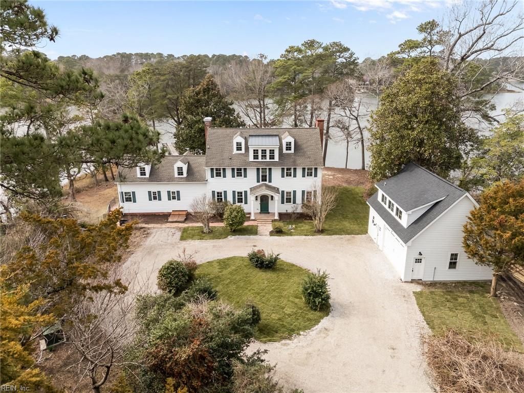 Photo of 988 Michaelwood Drive, Virginia Beach, VA 23452 (MLS # 10623841)