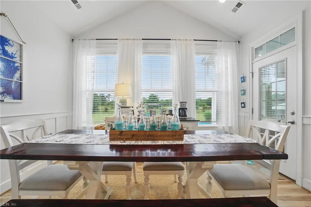 Chesapeake, Virginia 23323, United States, 4 Bedrooms Bedrooms, ,4 BathroomsBathrooms,Residential,Active,130164