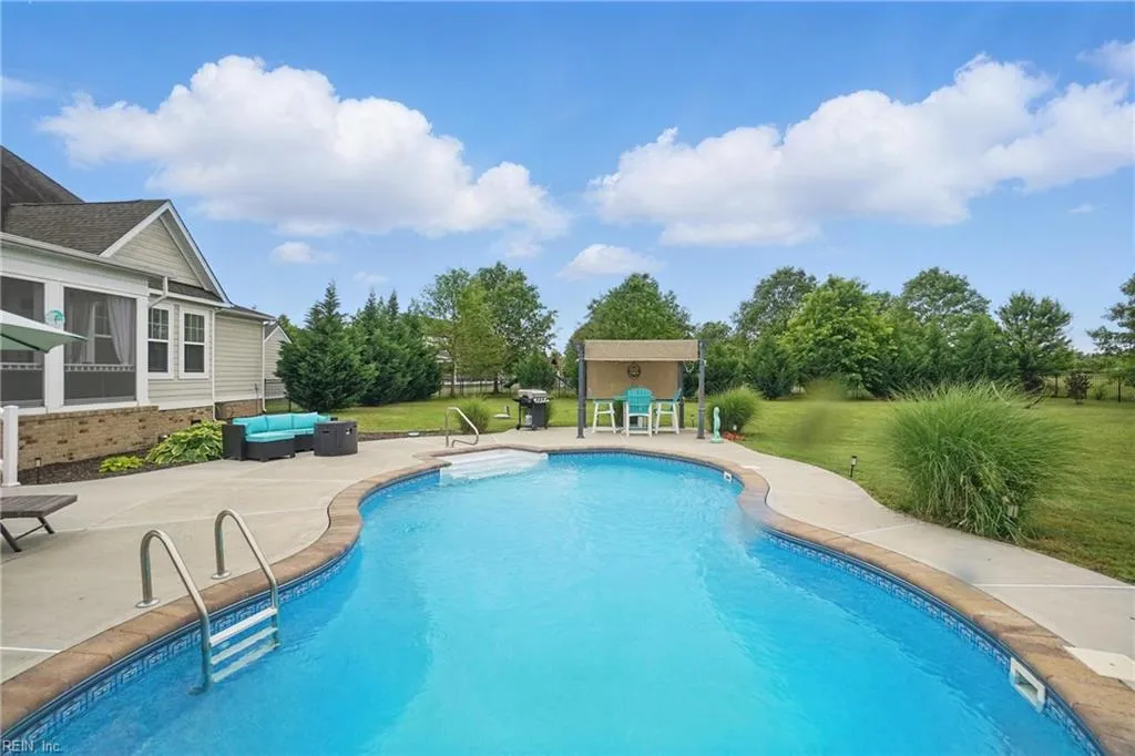 Chesapeake, Virginia 23323, United States, 4 Bedrooms Bedrooms, ,4 BathroomsBathrooms,Residential,Active,130164